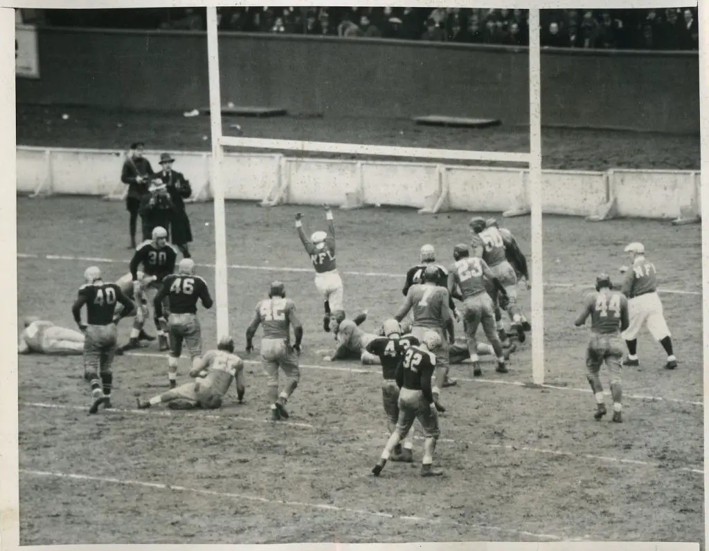 Green Bay Packers at New York Giants (December 11, 1938) NFL Championship Game