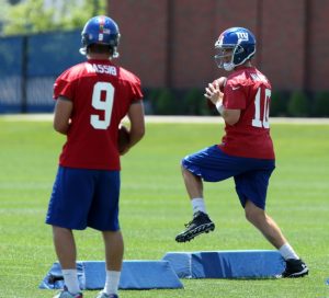 Ryan Nassib (9) and Eli Manning (10), New York Giants (June 18, 2014)