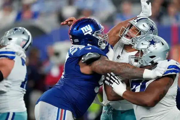 Cowboys' Dalton Schultz reminds everyone he deals with 'freak athletes