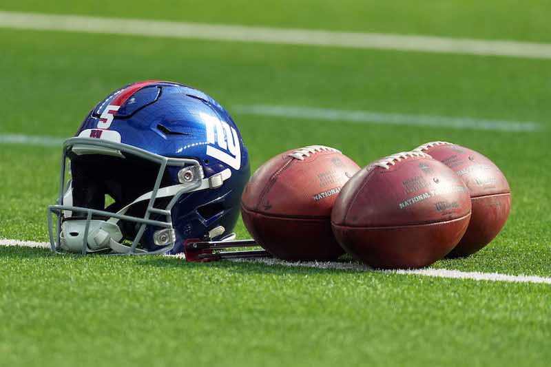 New York Giants Helmet (December 12, 2021)
