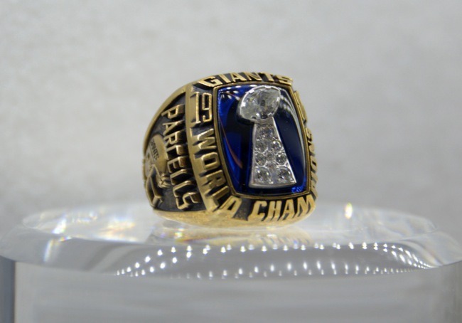 New York Giants Super Bowl XXI Ring – © USA TODAY Sports Images